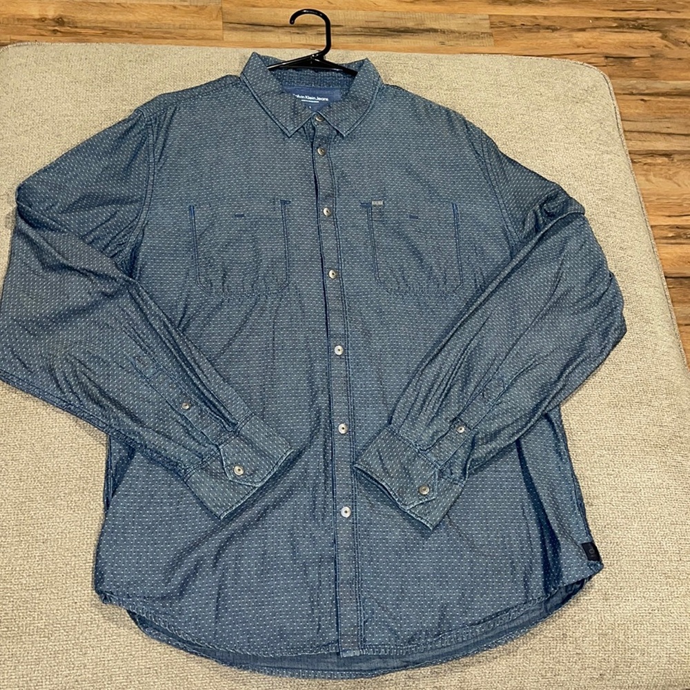 Calvin Klein mens button up